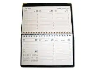 "אביב" - יומן שבועי שולחני