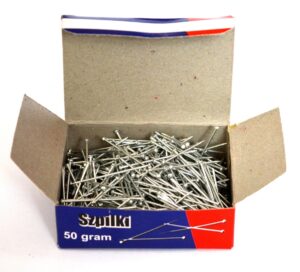 סיכות ראש מתכת